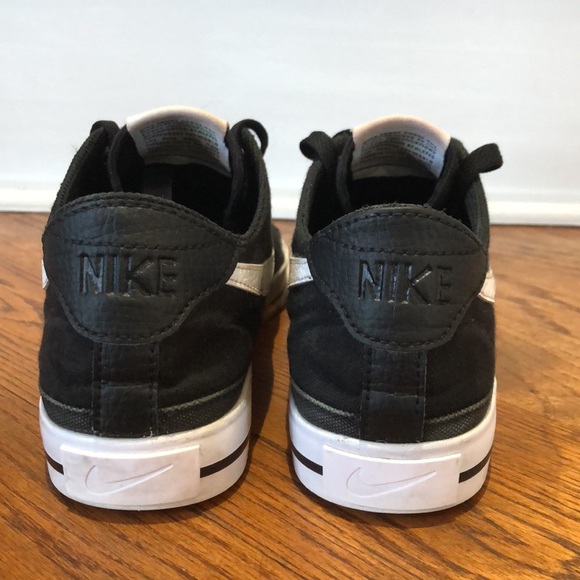 Nike Court Legacy Canvas sneakers in black/White Size 8 Women’s! - Picture 4 of 9